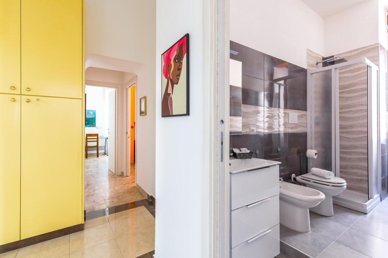 Rione Emanuele III - 4 Bedroom Apartment Неаполь Екстер'єр фото