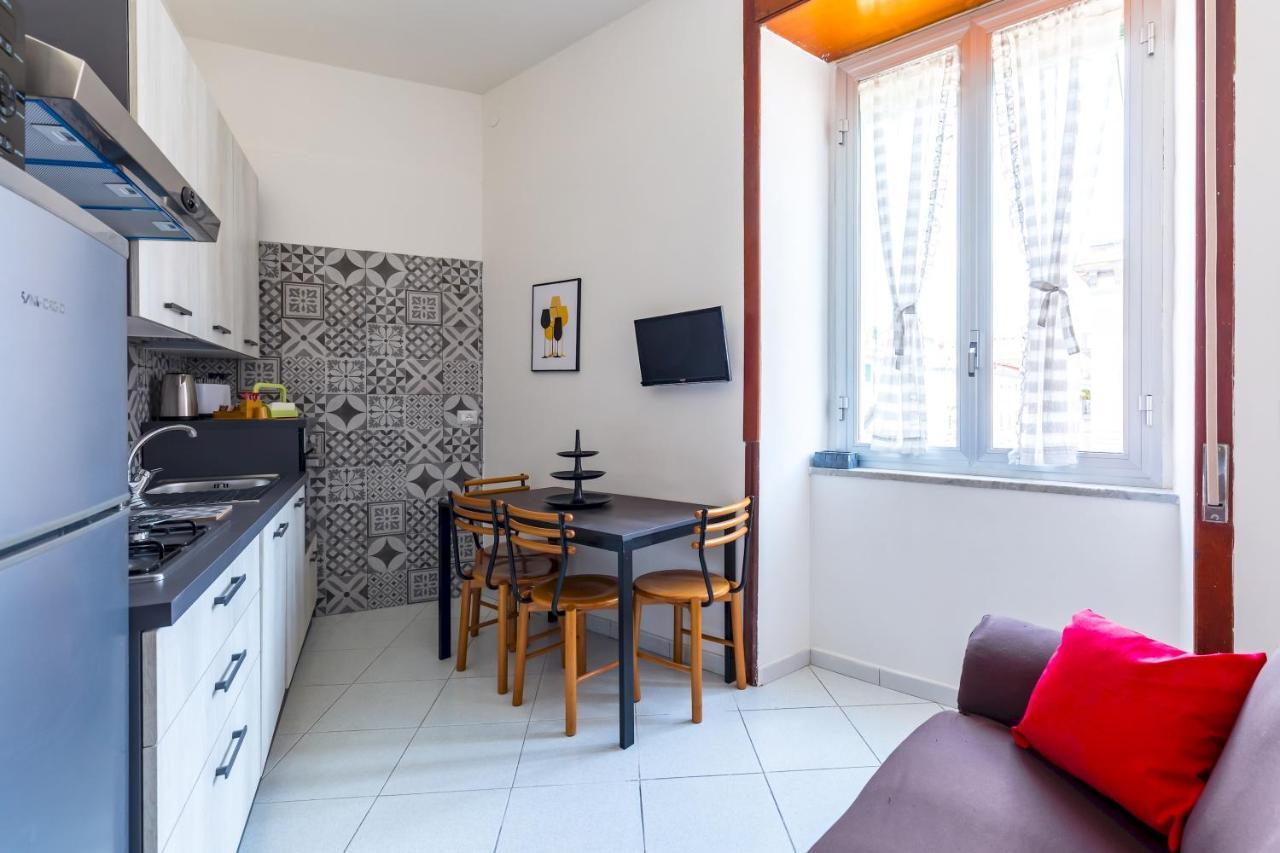 Rione Emanuele III - 4 Bedroom Apartment Неаполь Екстер'єр фото