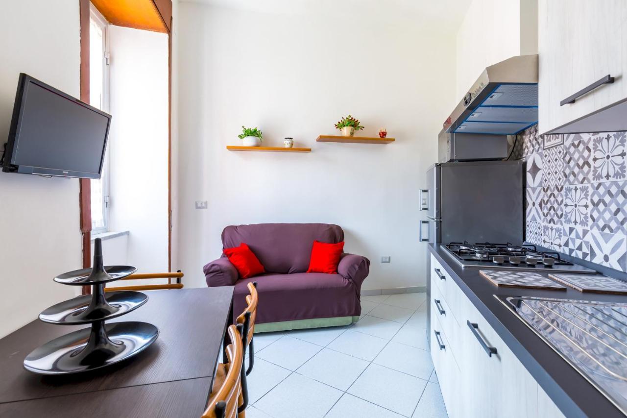 Rione Emanuele III - 4 Bedroom Apartment Неаполь Екстер'єр фото